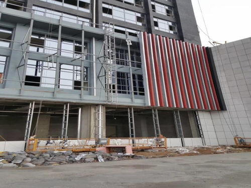 专业铸就品牌 建筑铝方通生产老厂的卓越之路